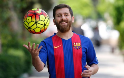 米兰电竞热评-乌奈西蒙守护球队胜利