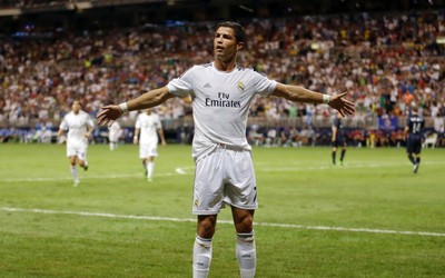 米兰电竞独家-于帕梅卡诺成后防漏洞