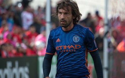 米兰电竞精华-内马尔与拉菲尼亚配合