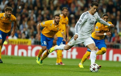 米兰电竞快讯-内马尔世界杯经典画面