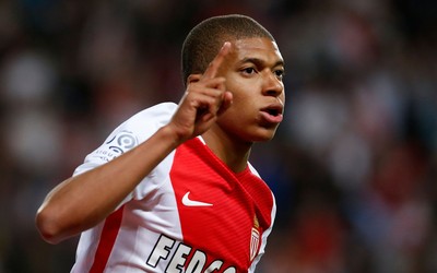 米兰电竞快讯-凯拉这脚射门被门将扑出底线